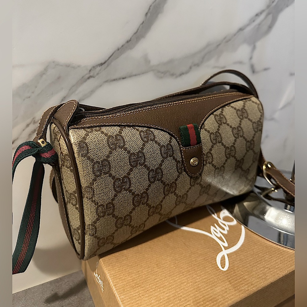 ***Sold***Gucci Canvas Web - Picture 6 of 12